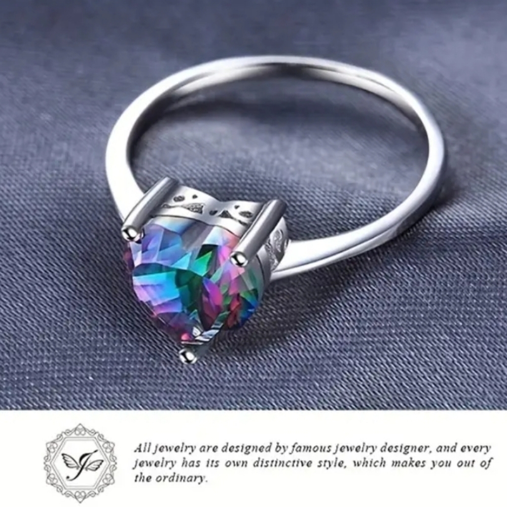 VQ Sterling Silver Ring - Picture 4 of 6